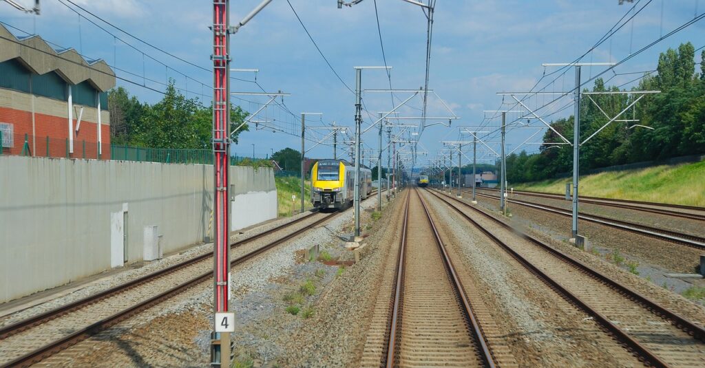 電車の臭いが気になるあなたへ、立ち位置による影響は？